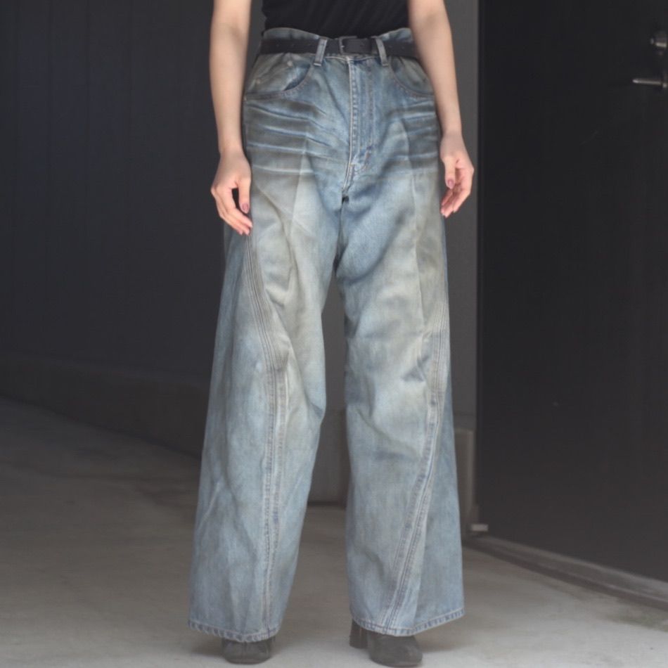 【残りわずか】3D Twisted Wide Leg Jeans