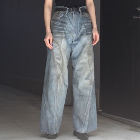 【残りわずか】3D Twisted Wide Leg Jeans