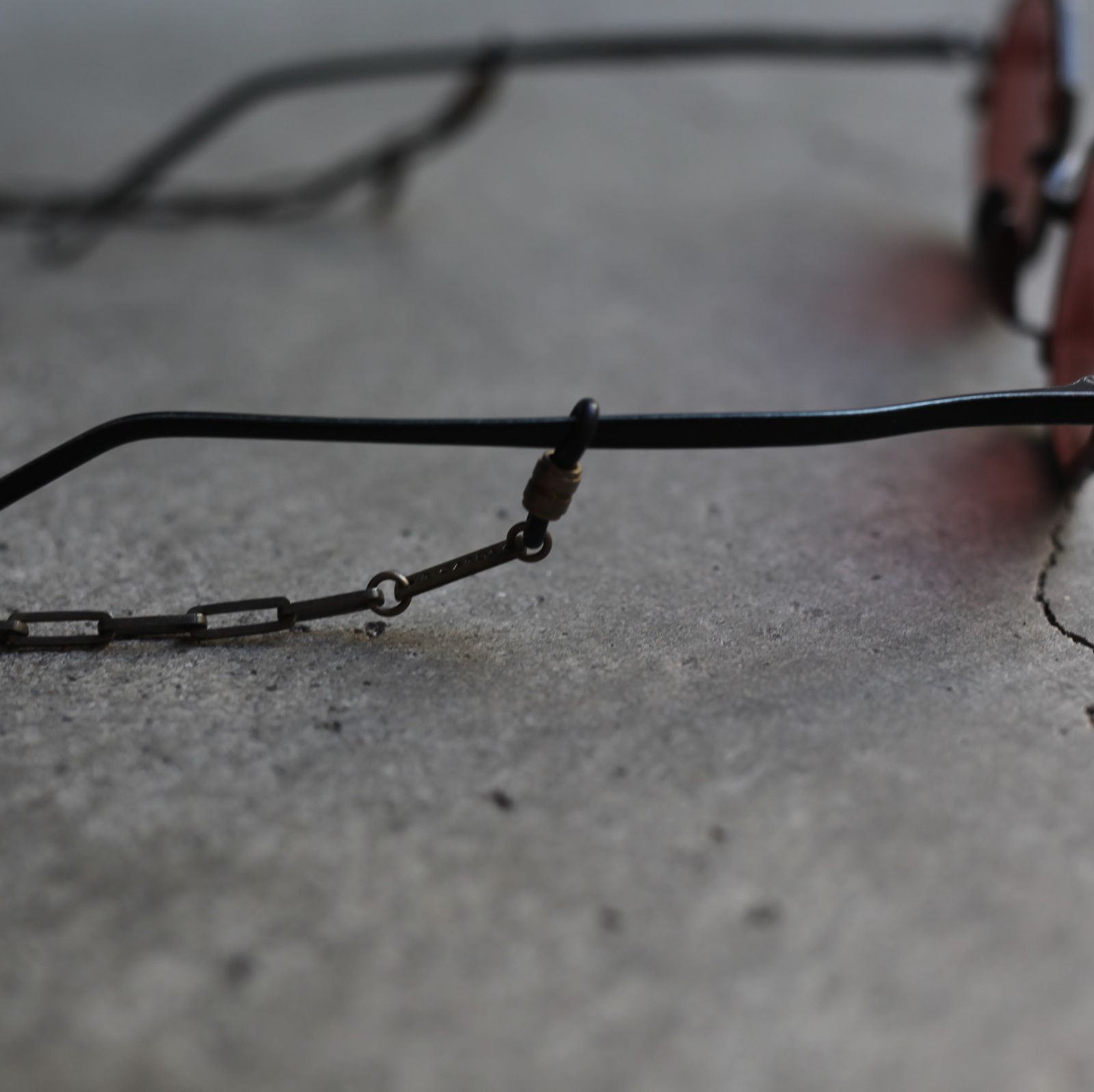 【残り一点】Eyewear Chain002(GRAY COPPER)