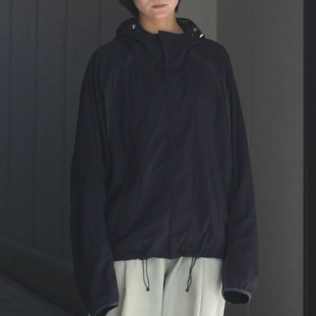 【残りわずか】Paneled Hooded Jacket