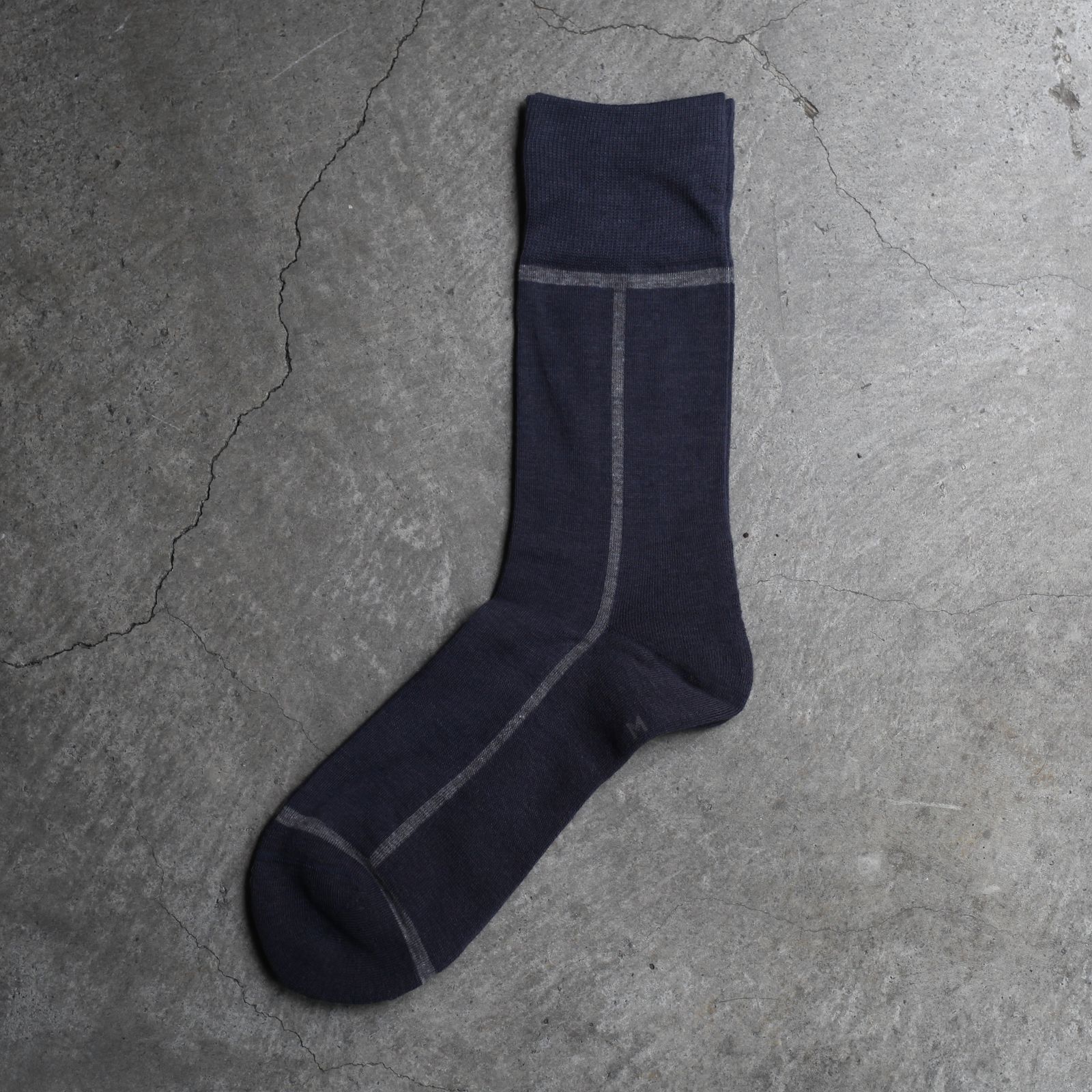 【残りわずか】Line Socks