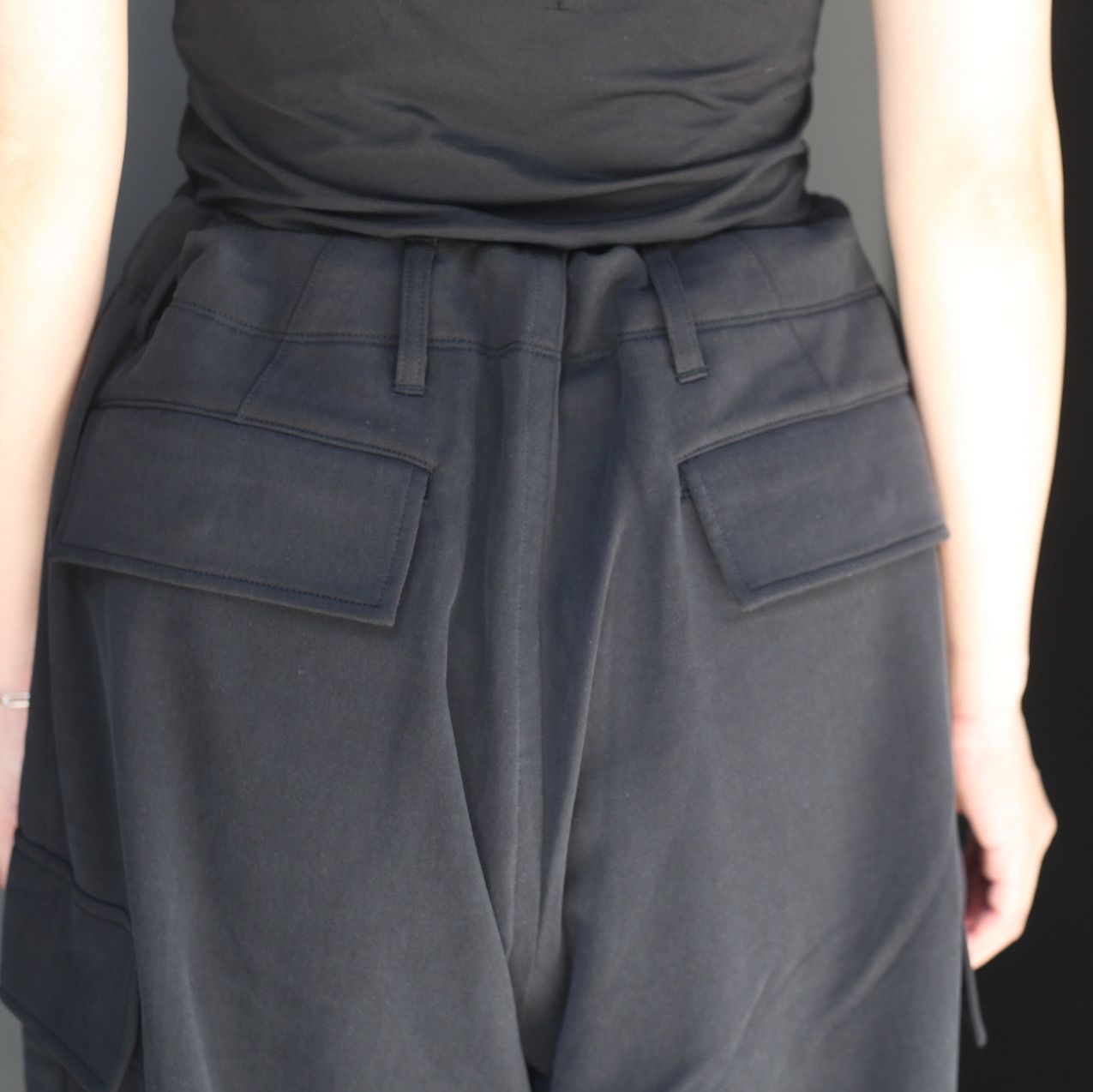 【残り一点】28G Cupro Over Cargo Pants