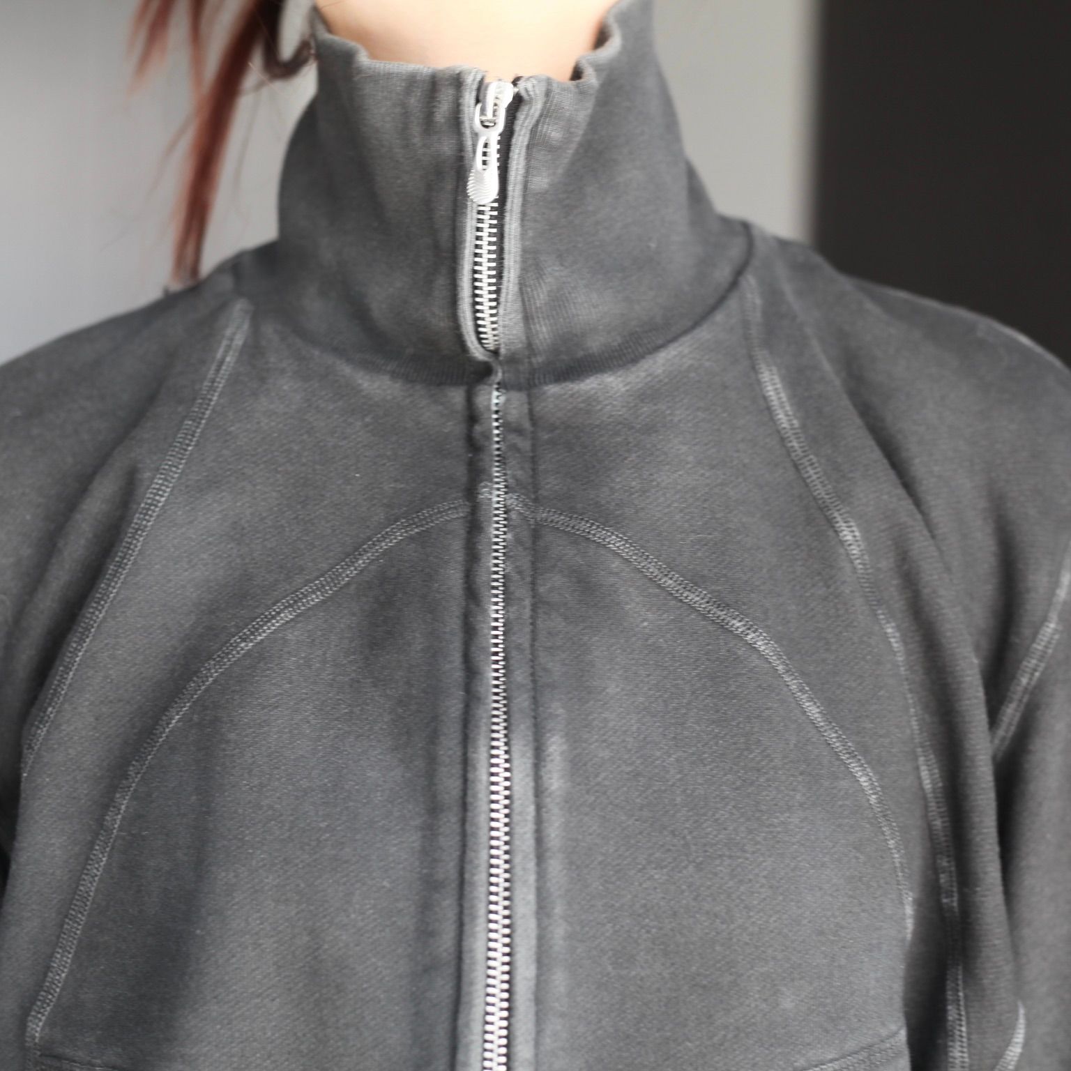 【残りわずか】Paneled Zip Up Sweat Shirt