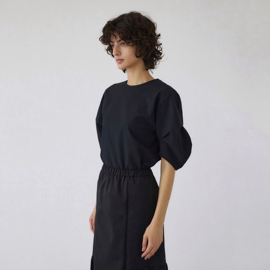 【残り一点】Tuck Sleeve Design Cut Tops
