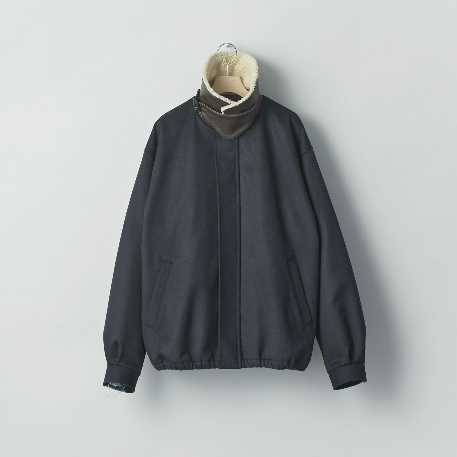 【残りわずか】Mouton Collar Wool Cashmere Padded Jacket