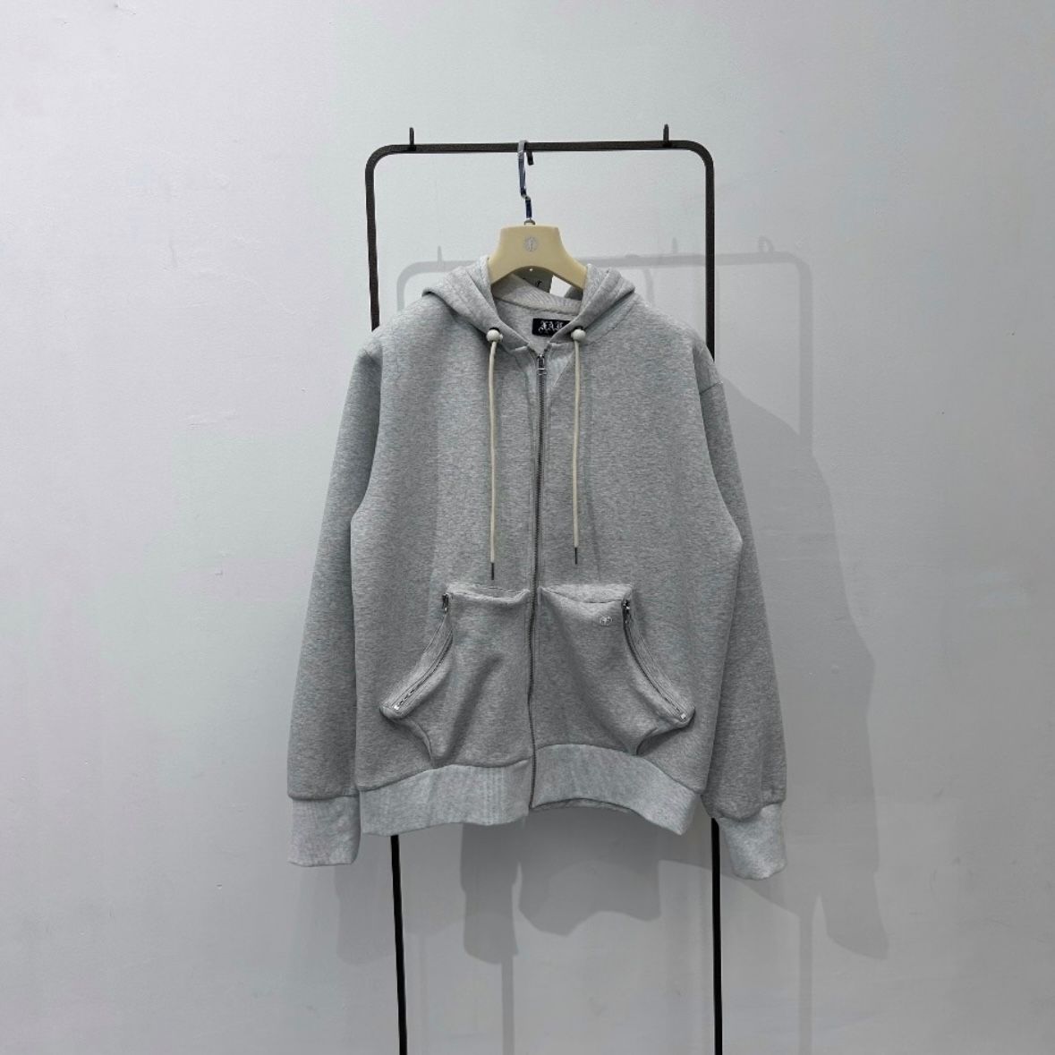 【残り一点】Zip Up Hoodie Xin