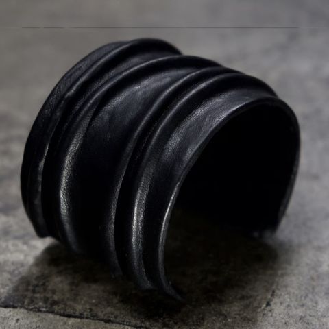 【お取り寄せ注文可能】Ridge Bangle Wide