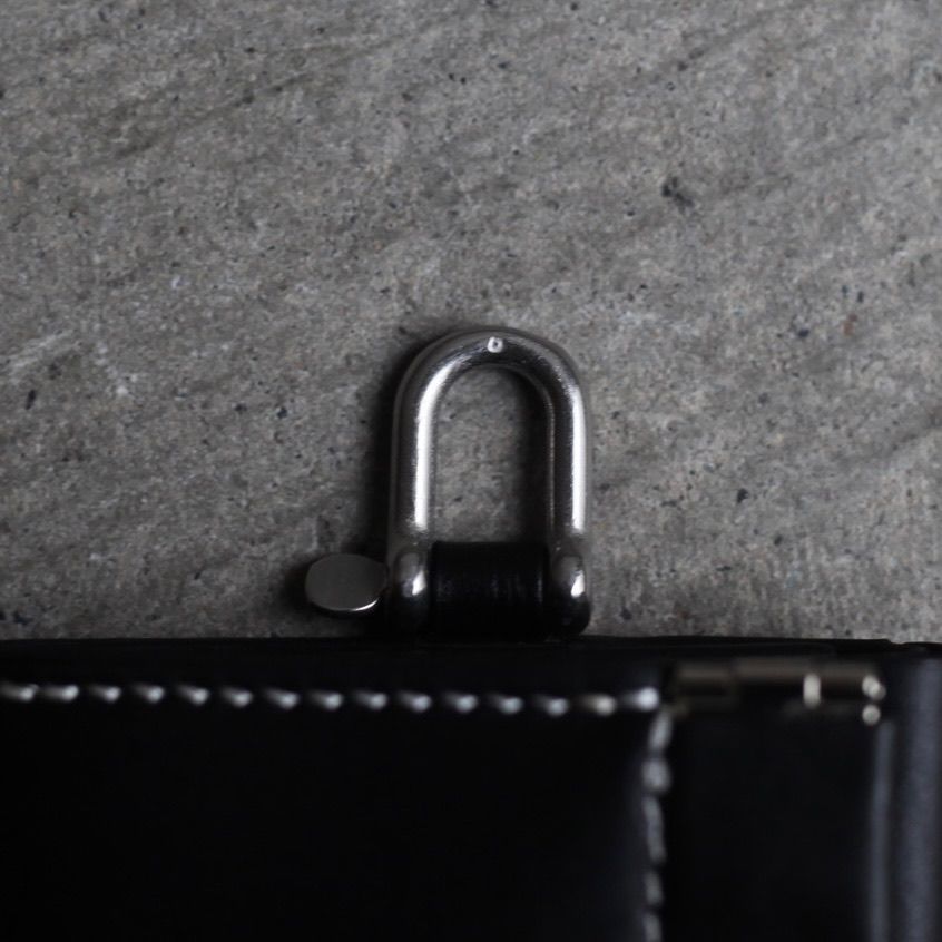 【残り一点】Shackle Trifold Wallet(DERRICK)