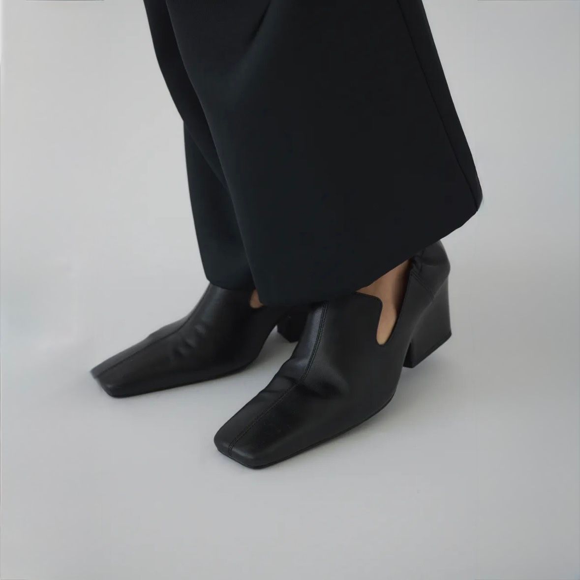 【残り一点】Leather Square Toe Heel