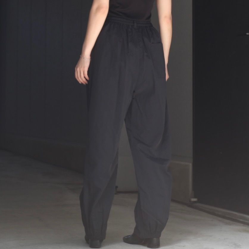 【残りわずか】Windproof Nylon Wide Easy Trousers