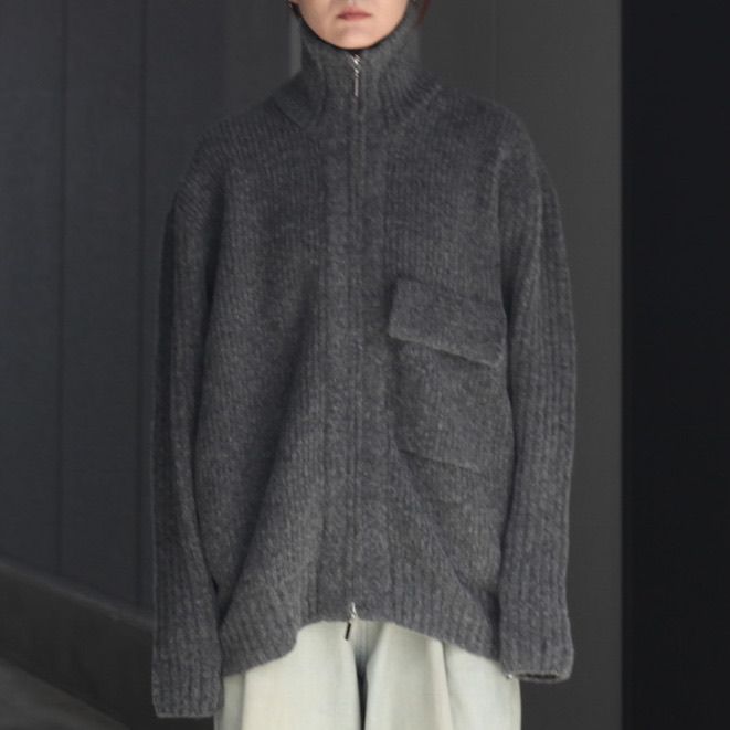 【残り一点】Zip High Neck Knit