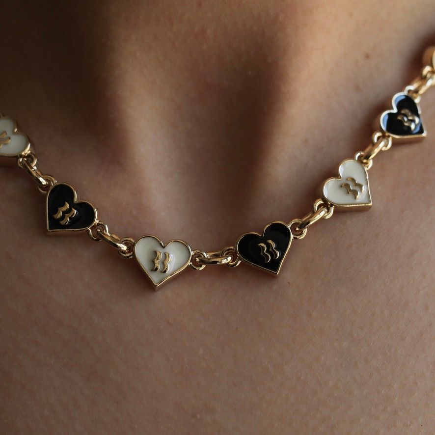 【再販売通知受付可能】Multiple Logo Necklace(GOLD)