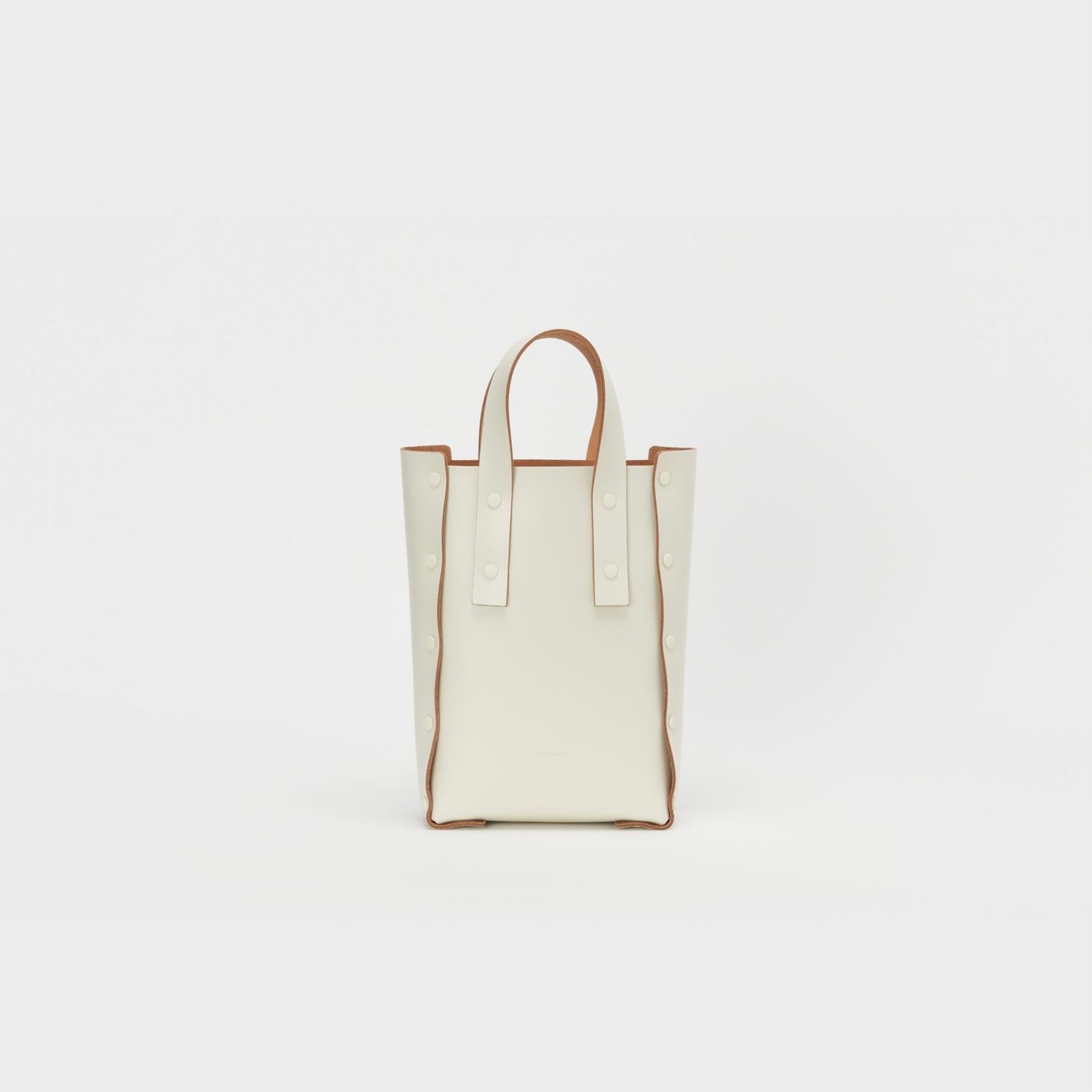 【次回入荷9月下旬予定】Assemble Hand Bag Tall_S(WHITE)
