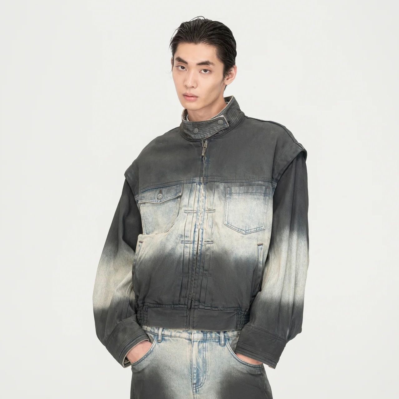 【残り一点】Blue to Black Ombre Denim Stand Collar Jacket