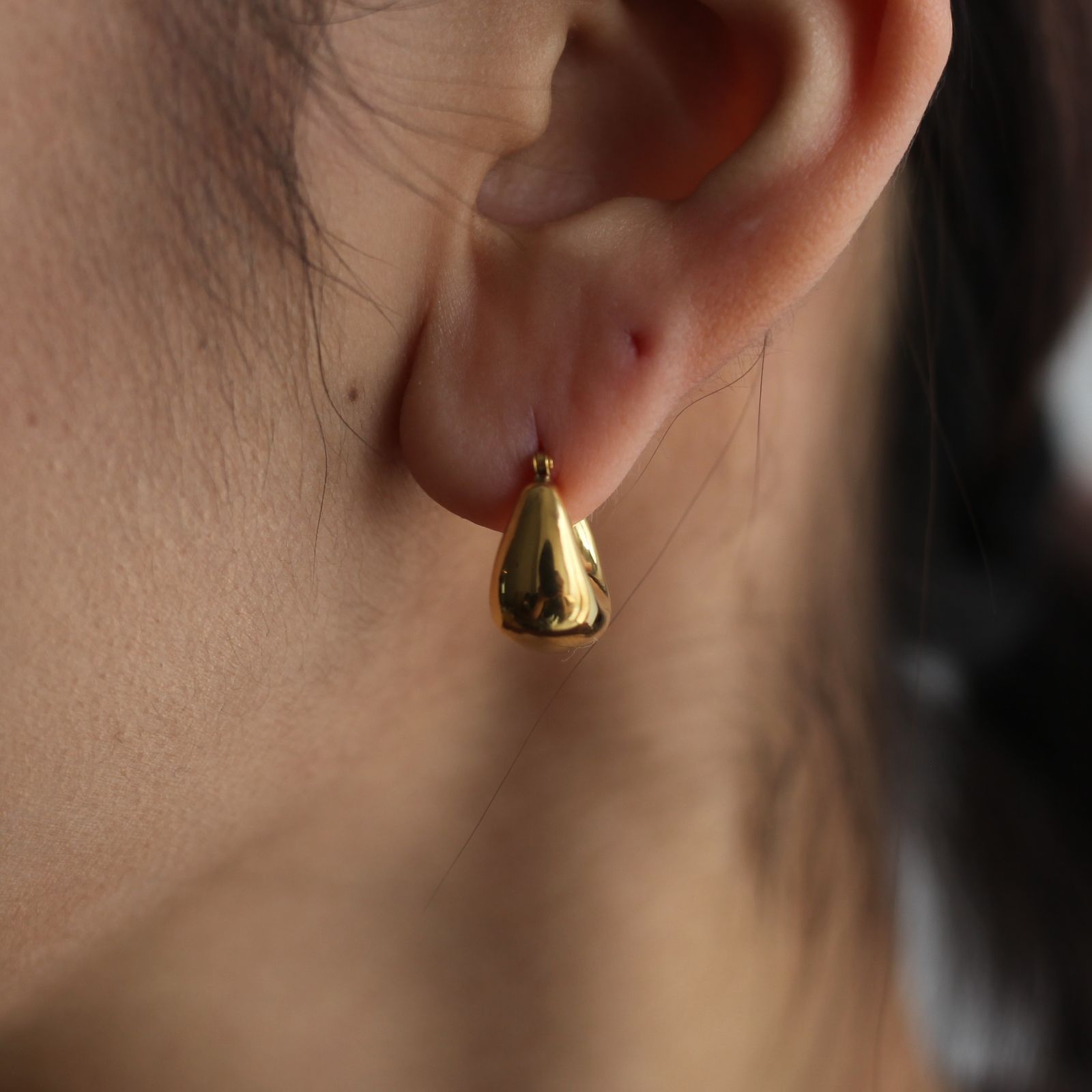 【残りわずか】Square Moon Hoop Earrings(両耳用）
