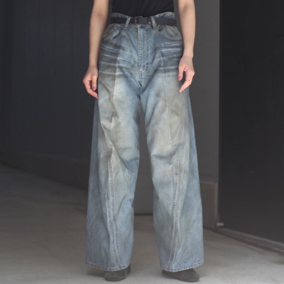 【残りわずか】3D Twisted Wide Leg Jeans