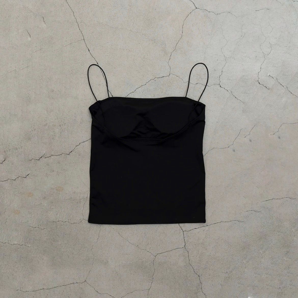 【再販売通知受付可能】Back Open Camisole