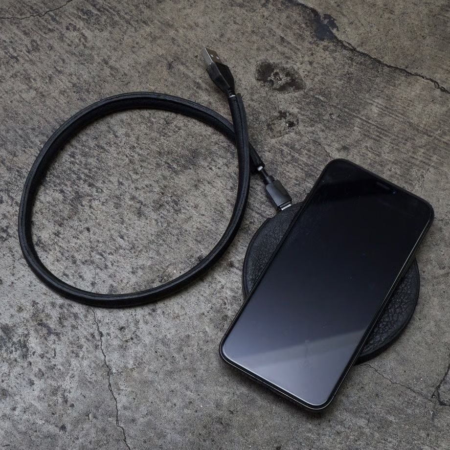 【お取り寄せ注文可能】Wireless Charger