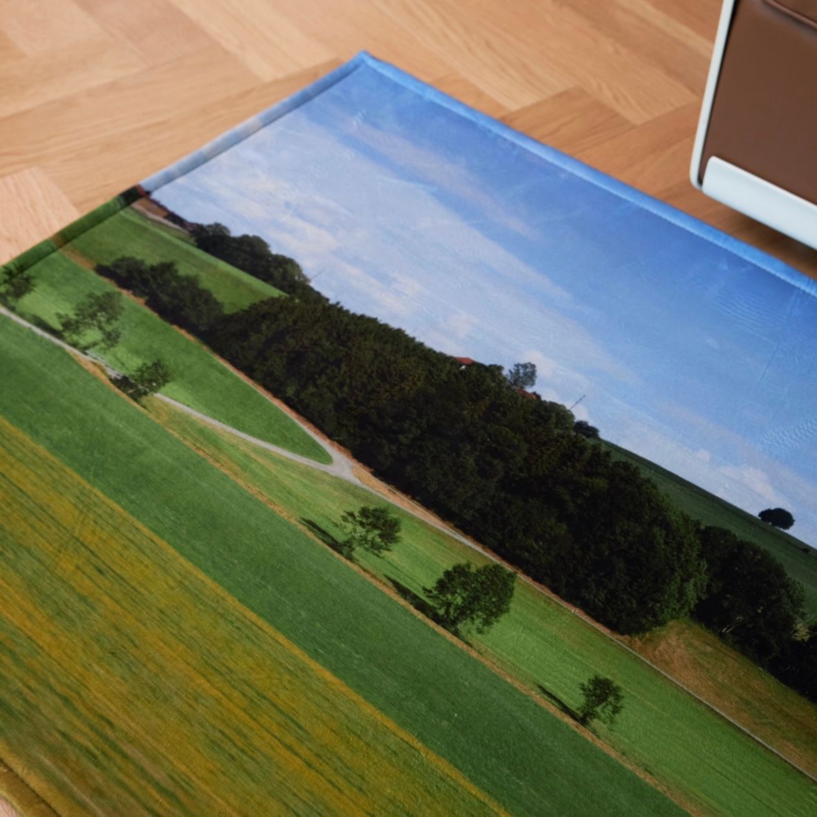 【残りわずか】Swiss Field Rug
