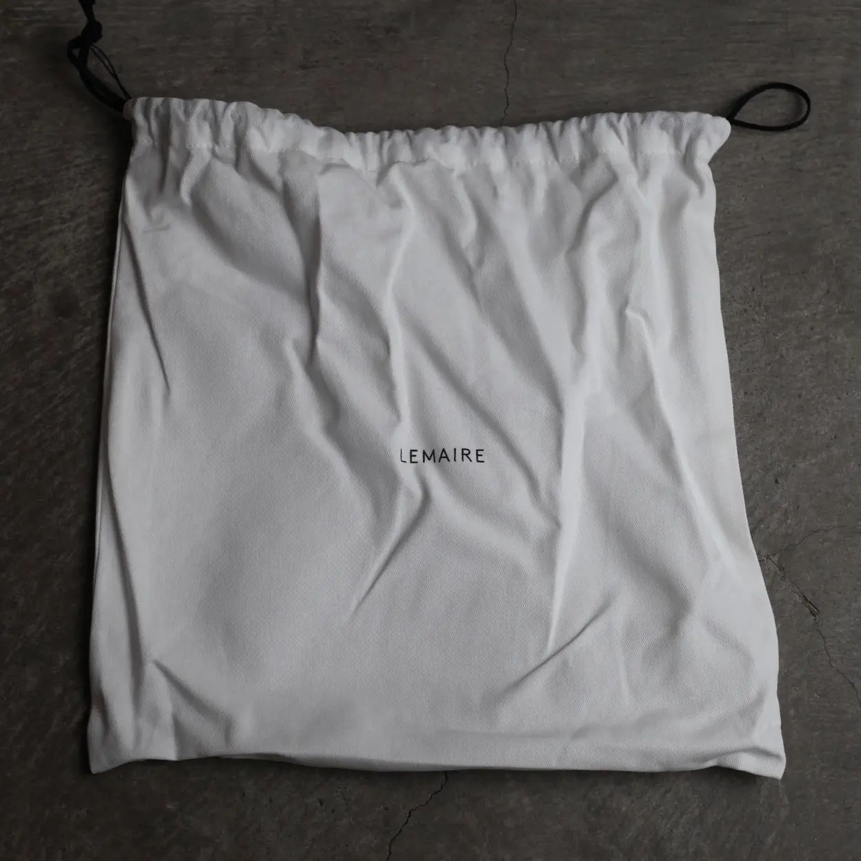 【残り一点】Crossbody Croissant Coin Purse