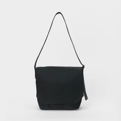 【再販売通知受付可能】Flap Shoulder Small(BLACK)