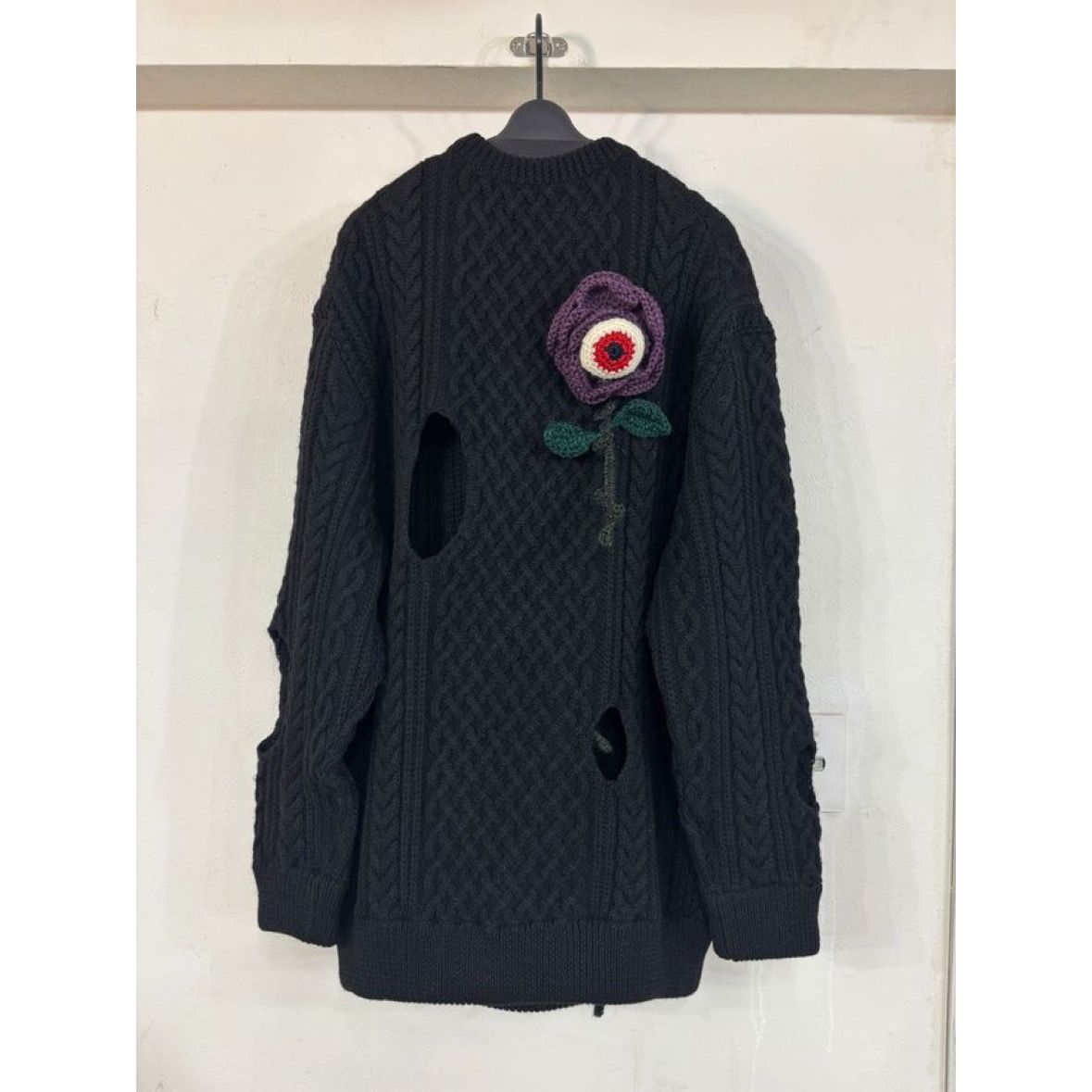 【残り一点】Eyeball Rose Pullover Knit