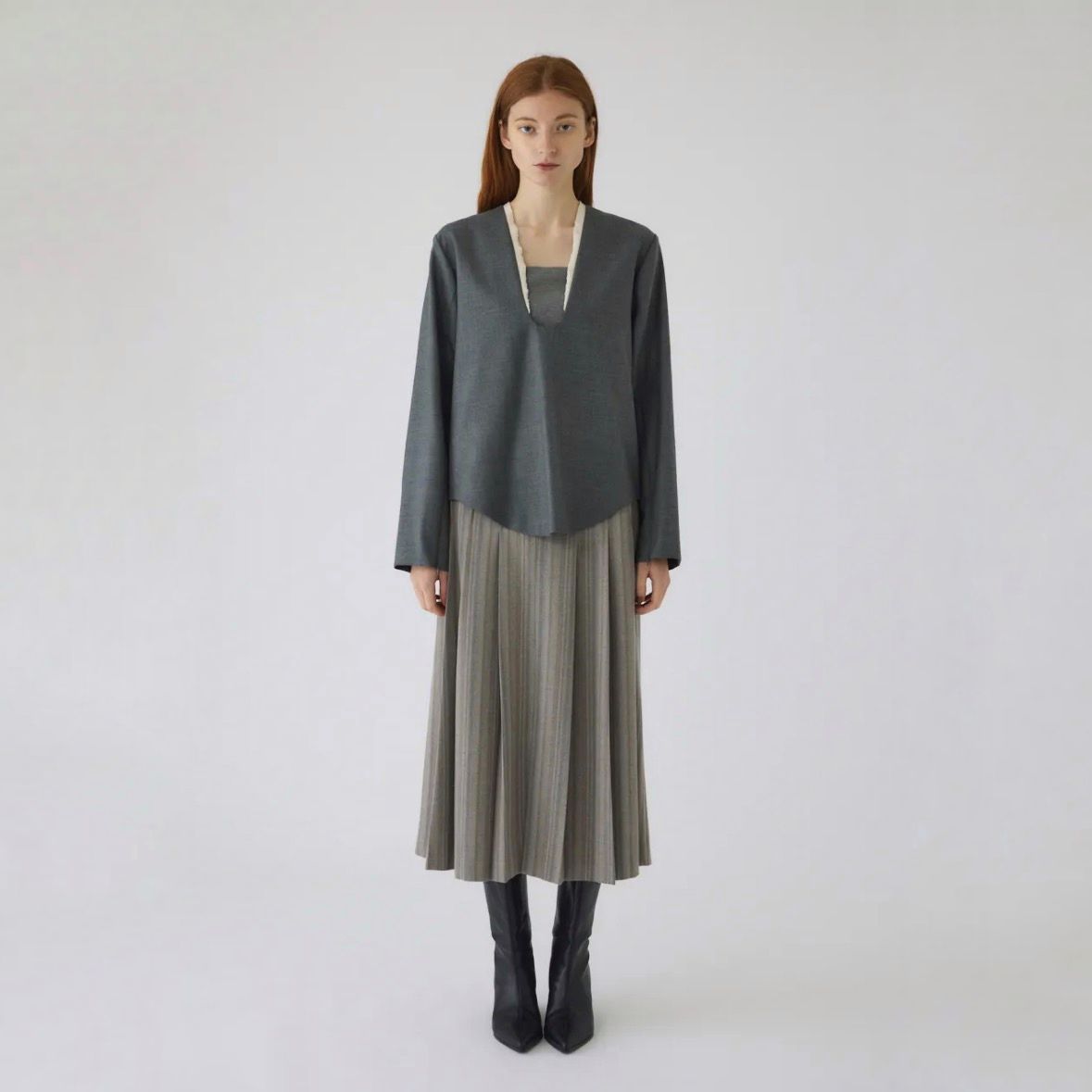 【残り一点】Wool Saxony U Curve Tops
