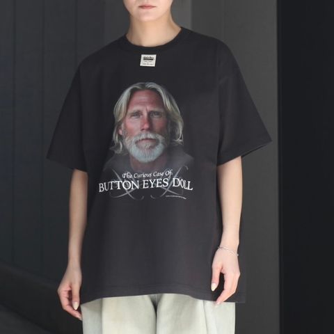 【残りわずか】"Button Eye Doll" H-S Tag Tee
