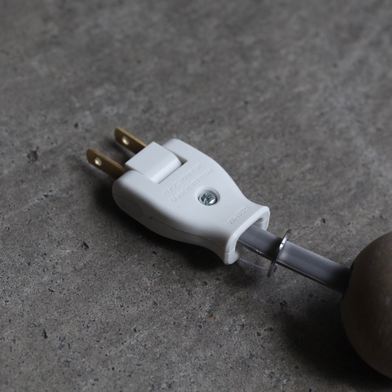 BLESS - 【残りわずか】Cable Jewelry Multiplug_1.2m(BETONBALL