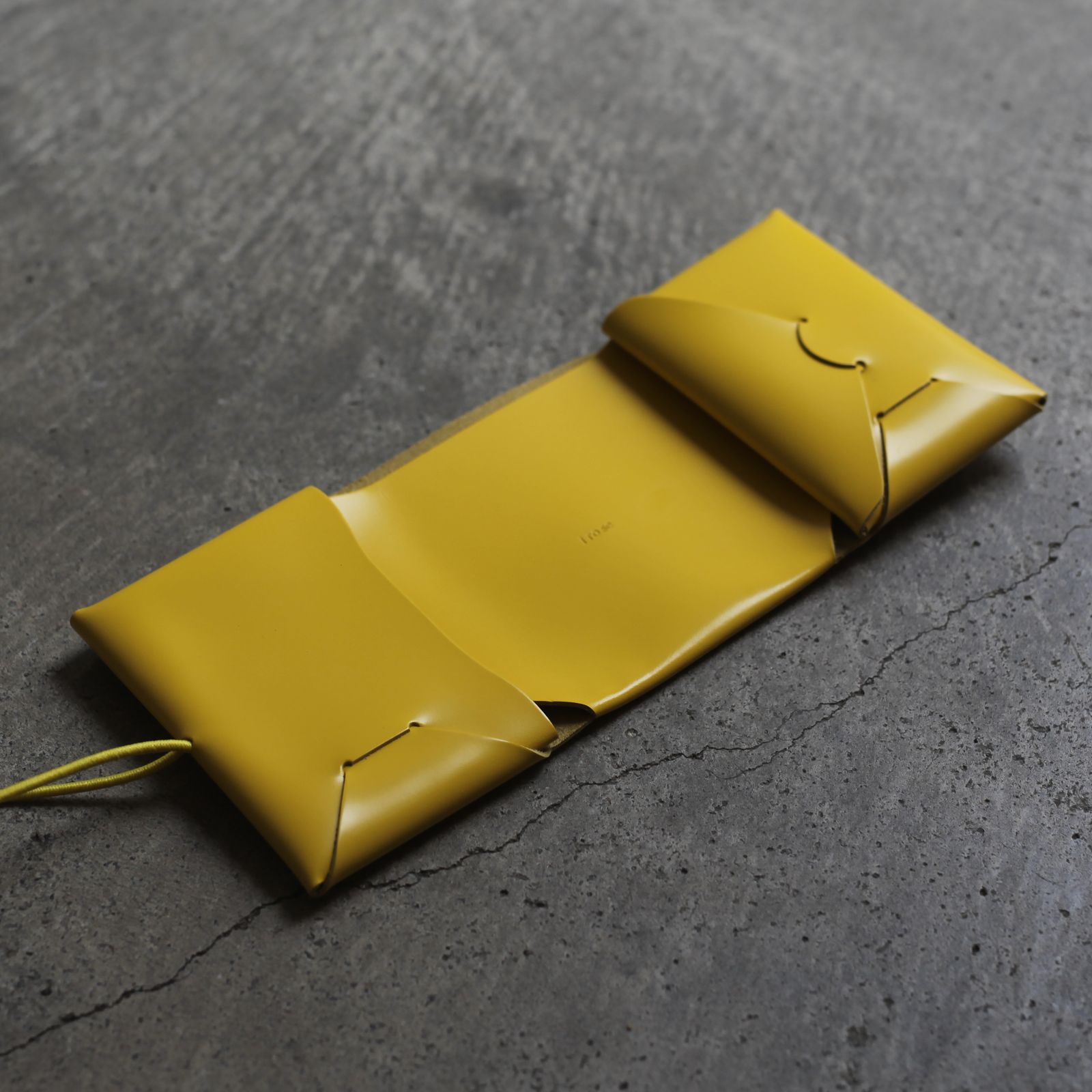 【残り一点】Seamless Compact Wallet