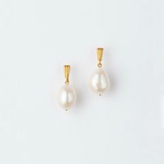 【お取り寄せ注文可能】Baroque Pearl Medium Earrings(両耳用)
