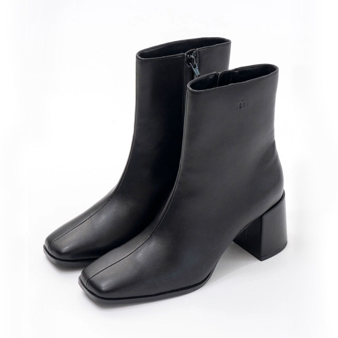 【残り一点】Logo Square Short Boots