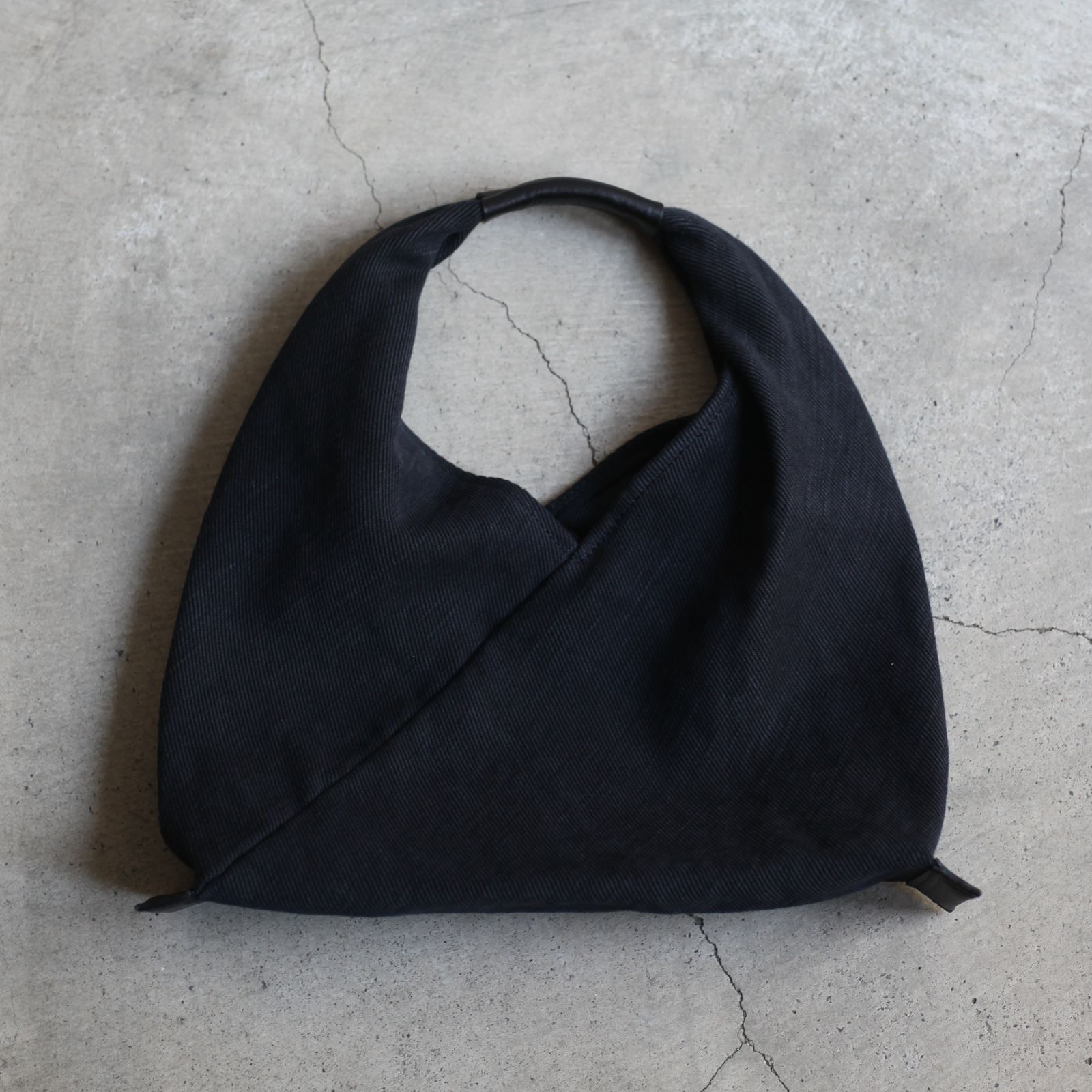 Hender Scheme - 【次回入荷8月中旬予定】Azuma Bag Small(BLACK
