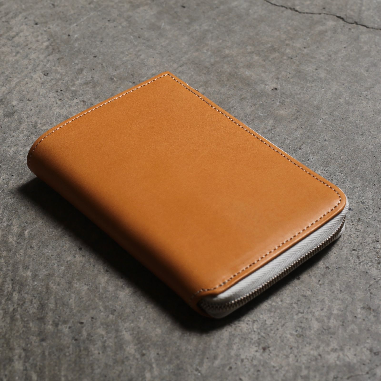 【残り一点】L Midle Purse(KIP)