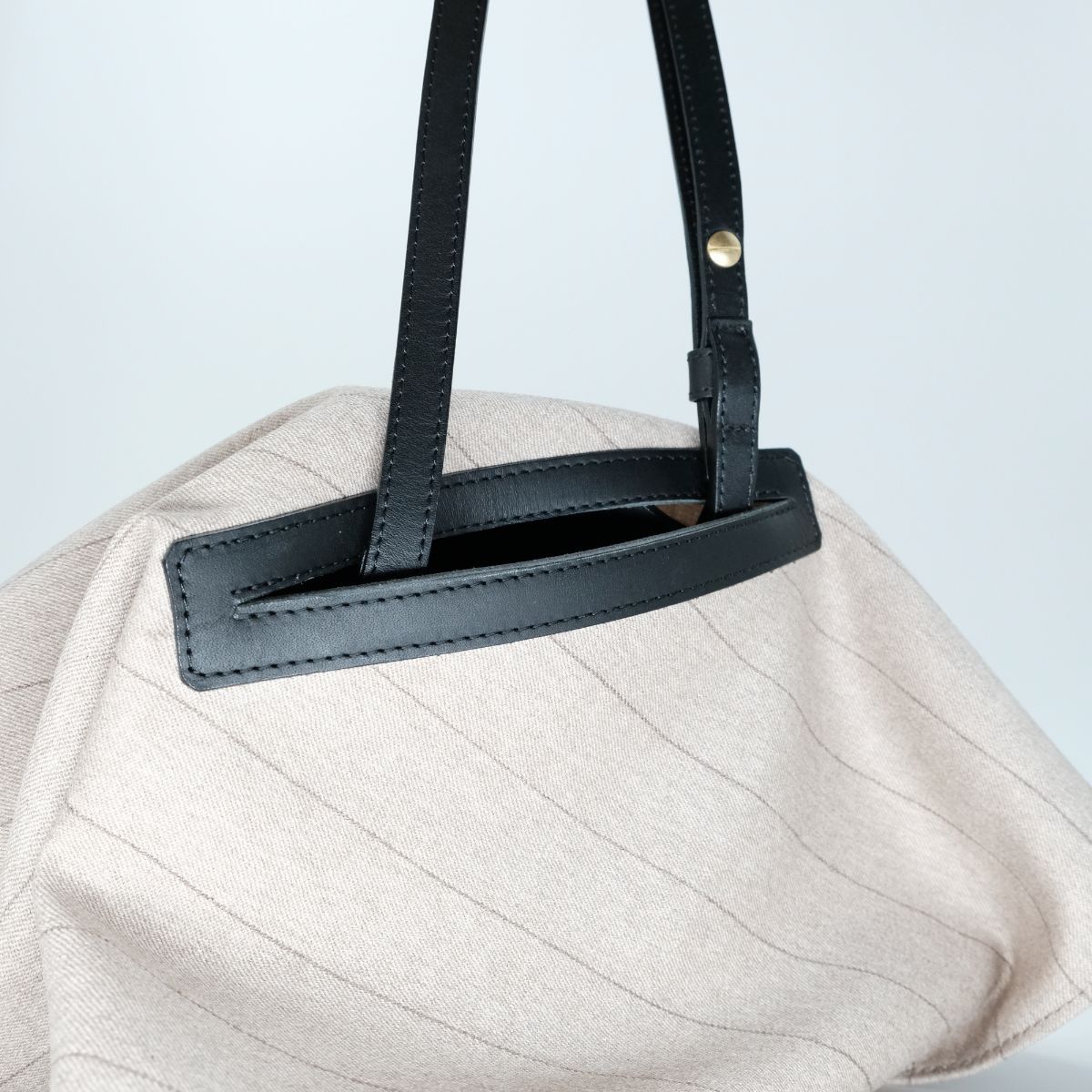 【残りわずか】Detachable Scarf Shoulder