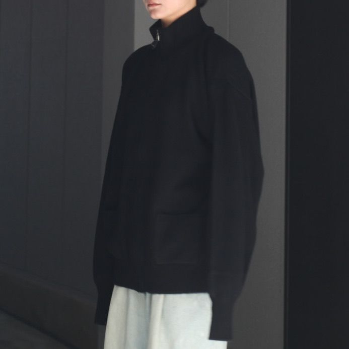 【再販売通知受付可能】Goldencash Zip Up Sweater