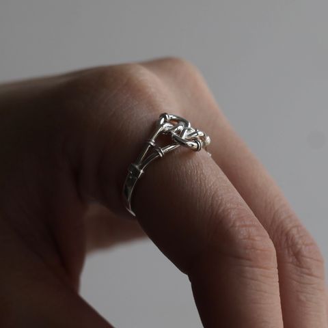 【残り一点】Vintage Vertical Knot Ring