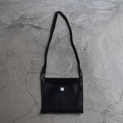 【再販売通知受付可能】Passport Shoulder Case