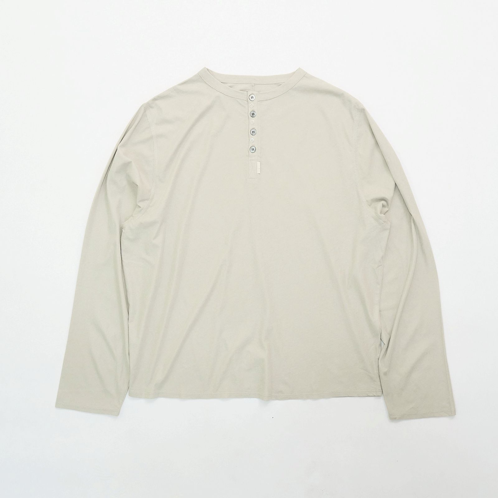 【残り一点】Henley Long Sleeve Tee