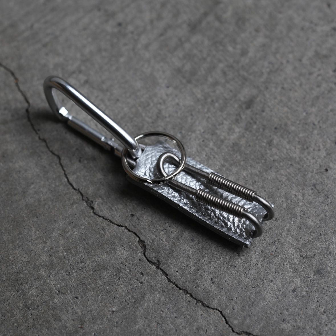 【残り一点】Spring Clip Key Holder(CLIX_PEBBLE GRAIN)