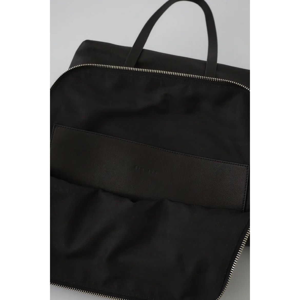 【残り一点】W Zip Leather Bag