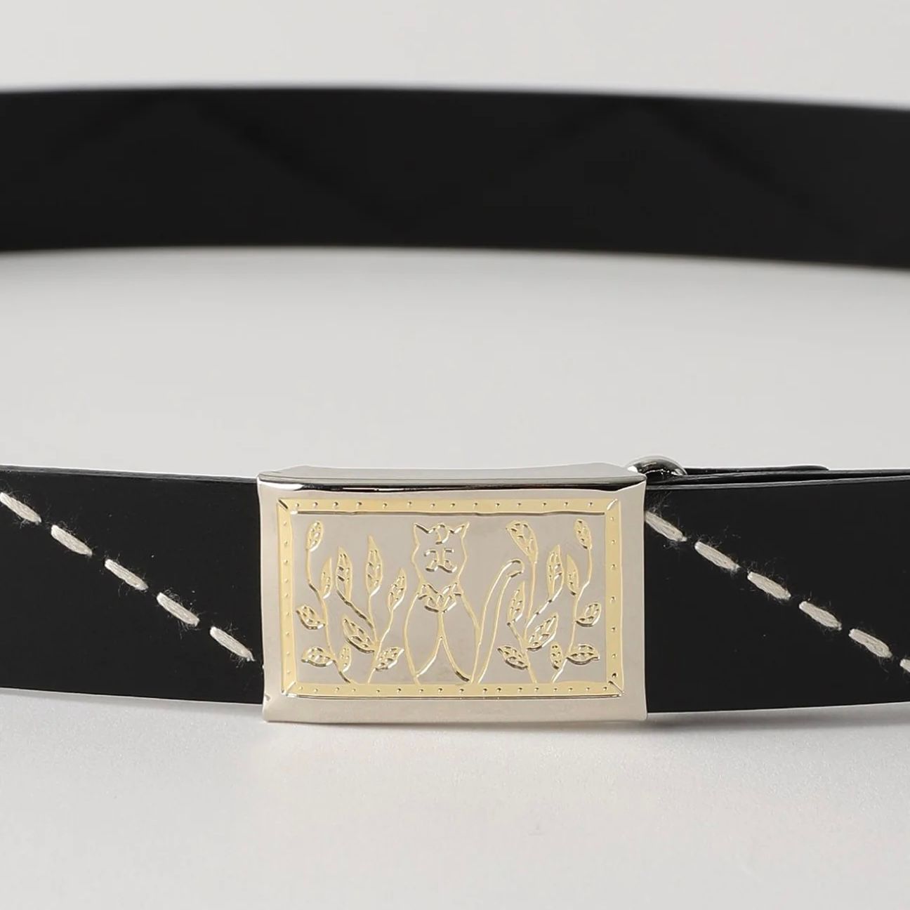 【残りわずか】Picturesque Ojisan Belt With Embroidery