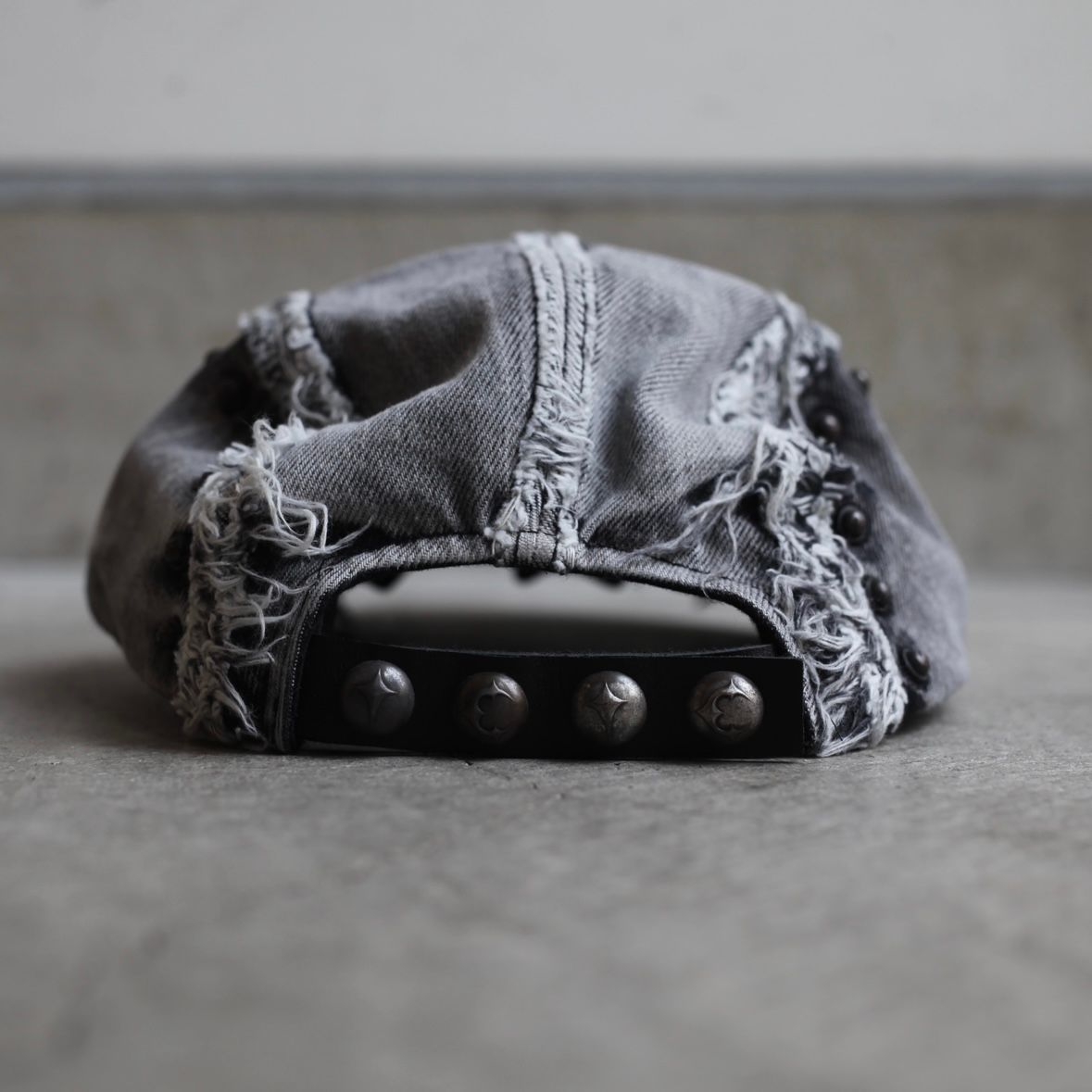 【残りわずか】Three Claw Cap