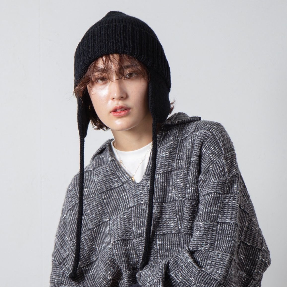 【残りわずか】Ear Knit Watch