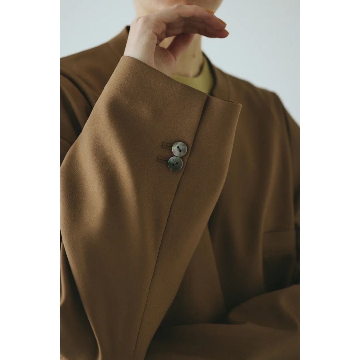 【残り一点】No Collar Over Jacket