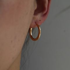 【お取り寄せ注文可能】Thin Rain Pierce (CATCHLESS_GOLD）