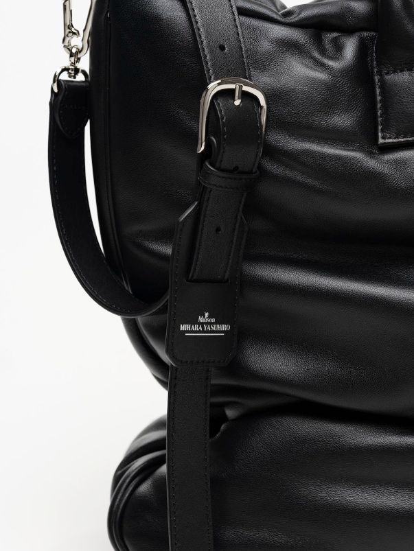 レザートート バッグ- PUCKER TOTE BAG (BLACK)