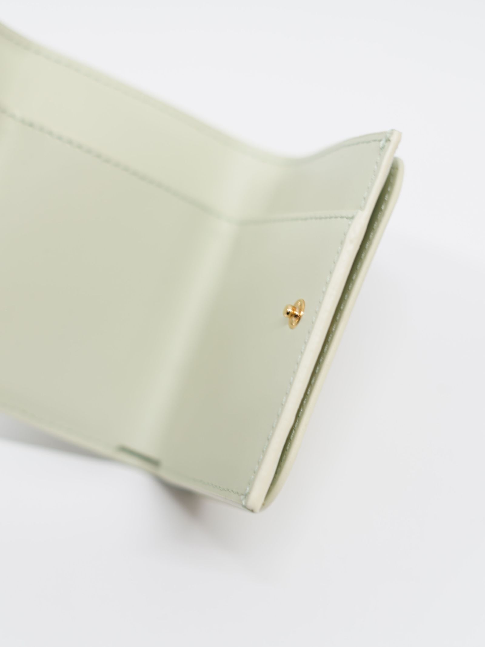 EDIE コンパクト ウォレット (ALOE GREEN)