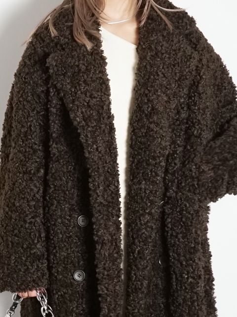 CLANE×ETREのきれいめコートスタイル