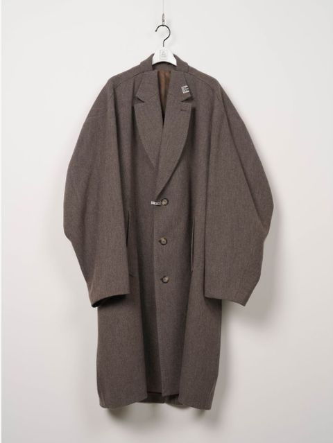 シフテッド ショルダー コート - SHIFTED SHOULDER COAT (BROWN)